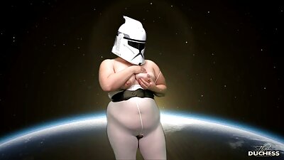 На руското пиле му е подобар курот на старецот отколку секс играчка