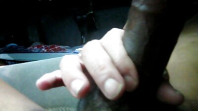 Во дворот се снима многу жешка оргија со жешки дрољи и момци